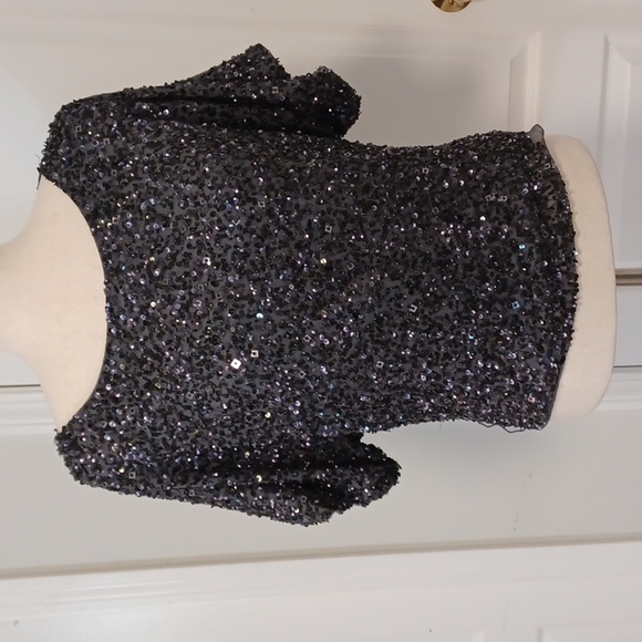 Aidan Mattox heavily beaded sequin dressy party cold shoulder blouse top silk - Picture 2 of 16